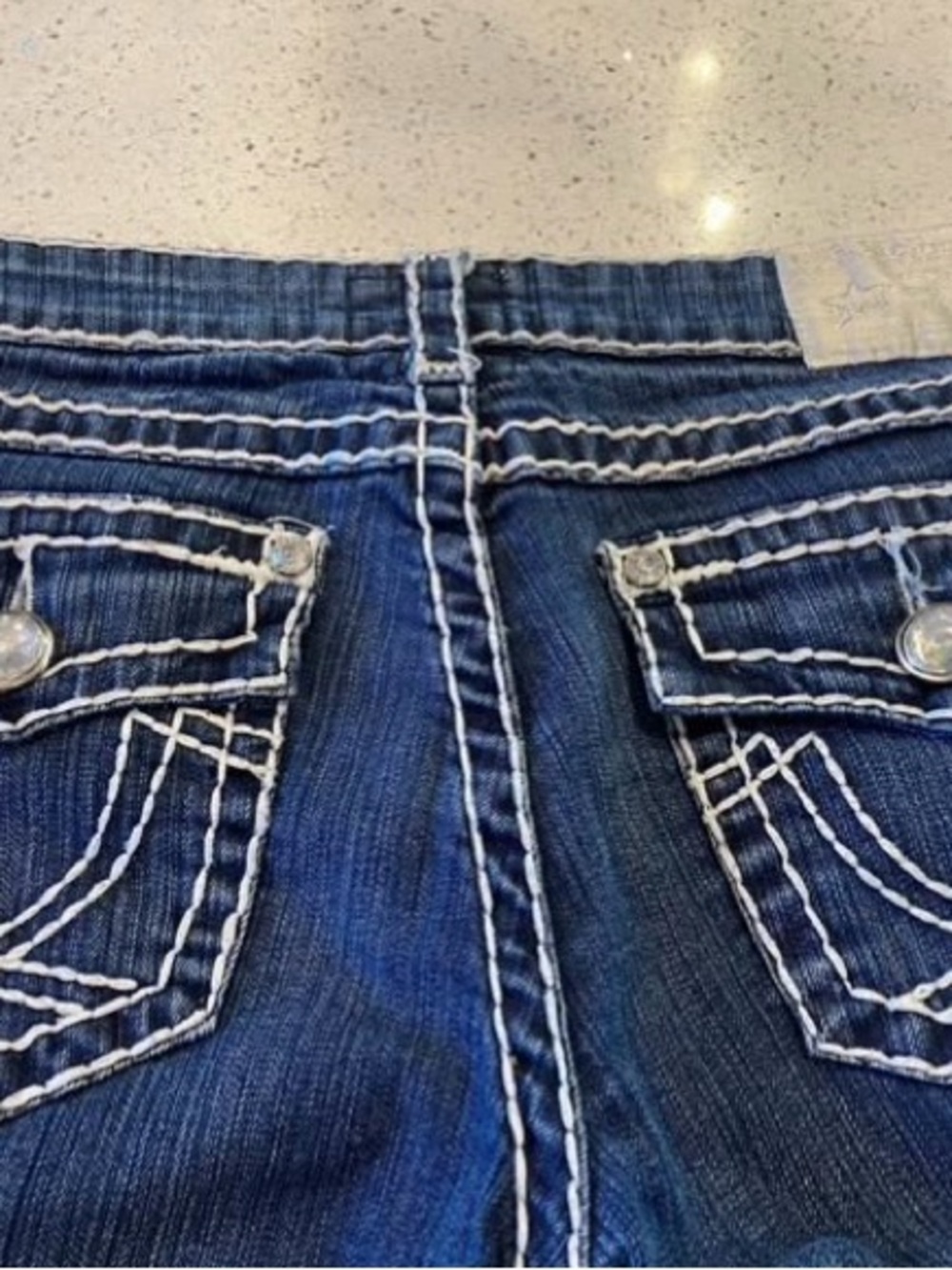 L.A. idol Dark Blue Jeans with White Contrast Stitching Straight Leg